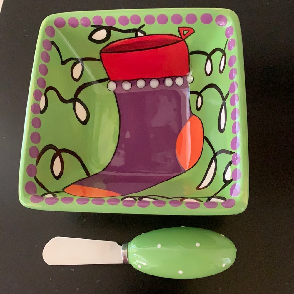 🎄GREAT HOSTESS GIFT Small serving bowl. New in box. Includes spreader. Green.